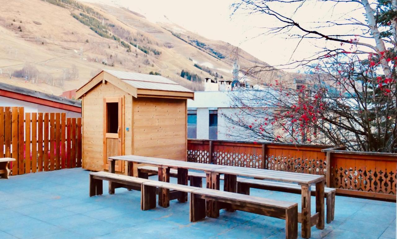 Appartement Spacieux 300M2 - Sauna - Bbq - Terrasse Les Deux Alpes Luaran gambar